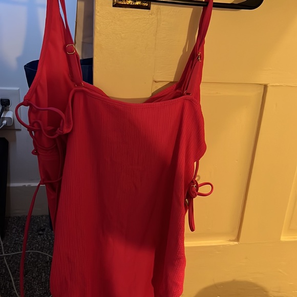 Bathing suit - Picture 2 of 3